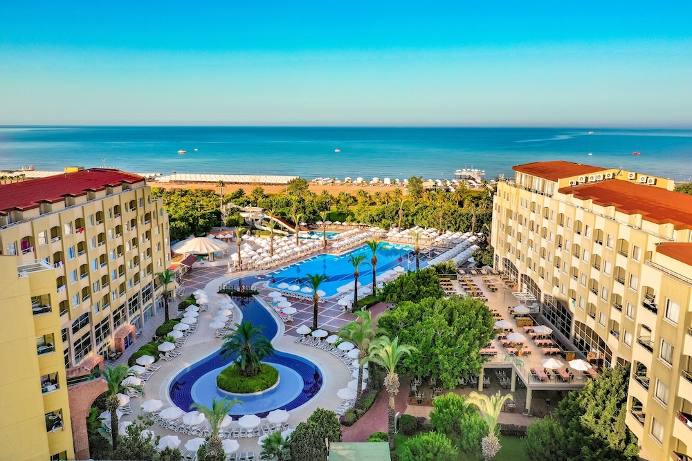 Selectum Family Resort Side 47/50
