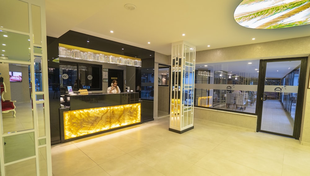 Azak Beach Hotel 11/50