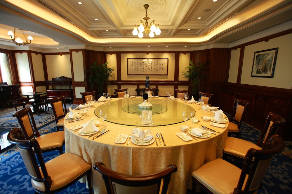 Shanghai Donghu Hotel 49/62