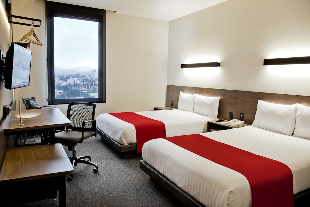 Holiday Inn Express Mexico City Satelite By IHG 10/53