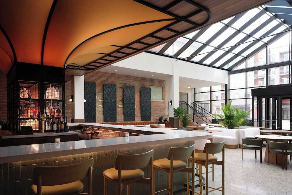 AC Hotel by Marriott Detroit at the Bonstelle 42/54