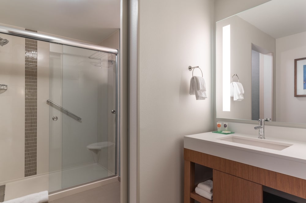 Hyatt Place Sandestin At Grand Blvd 17/67