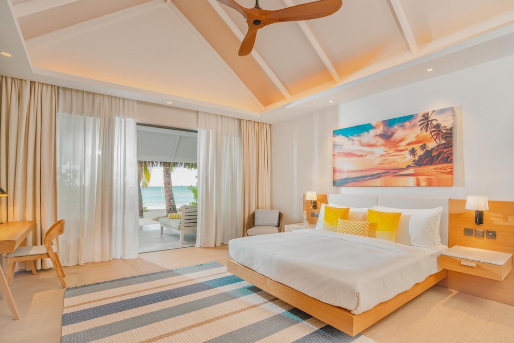 Sunset Beach Villa, King Bed