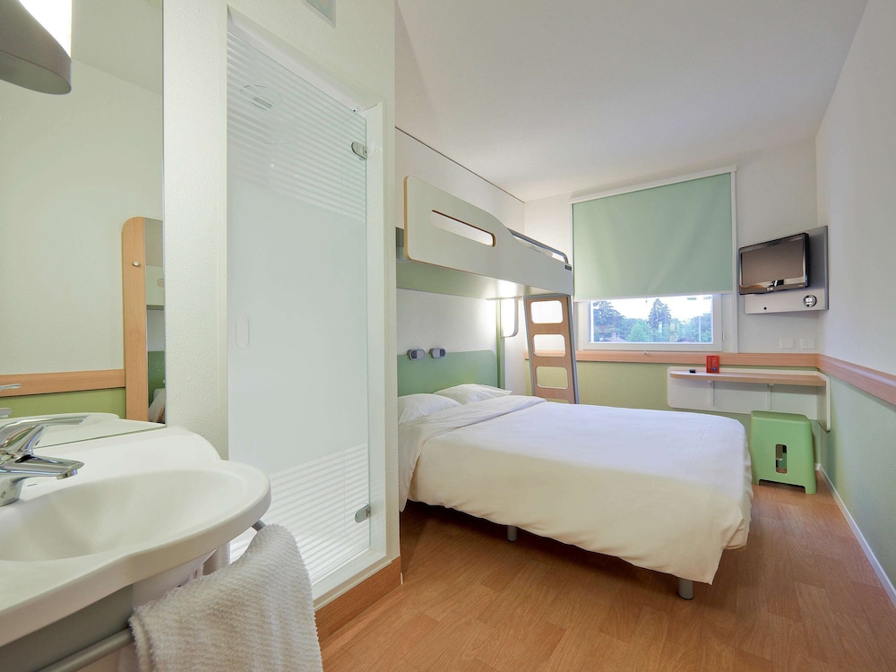 Ibis Budget Geneve Petit Lancy 12/69