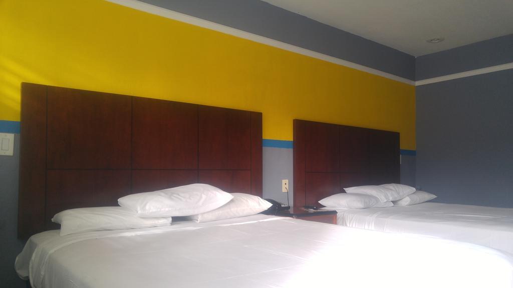 Riviera Motel 10/22