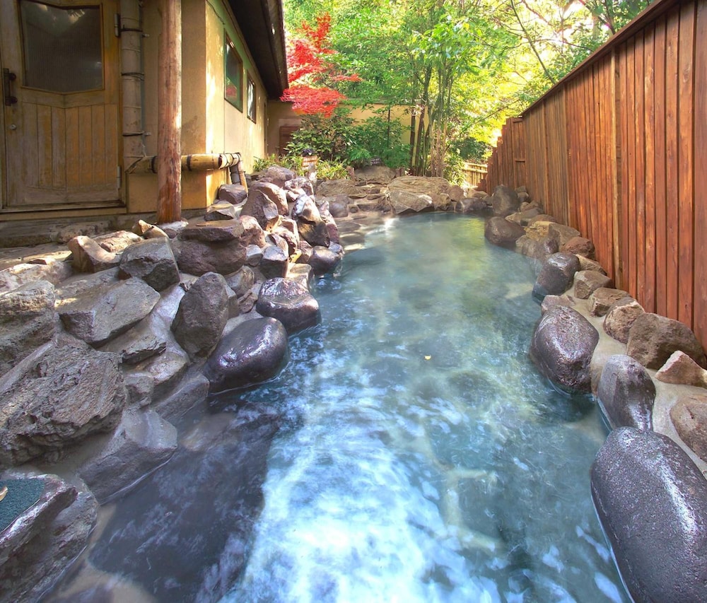 KIKUCHI KANKO HOTEL 40/63