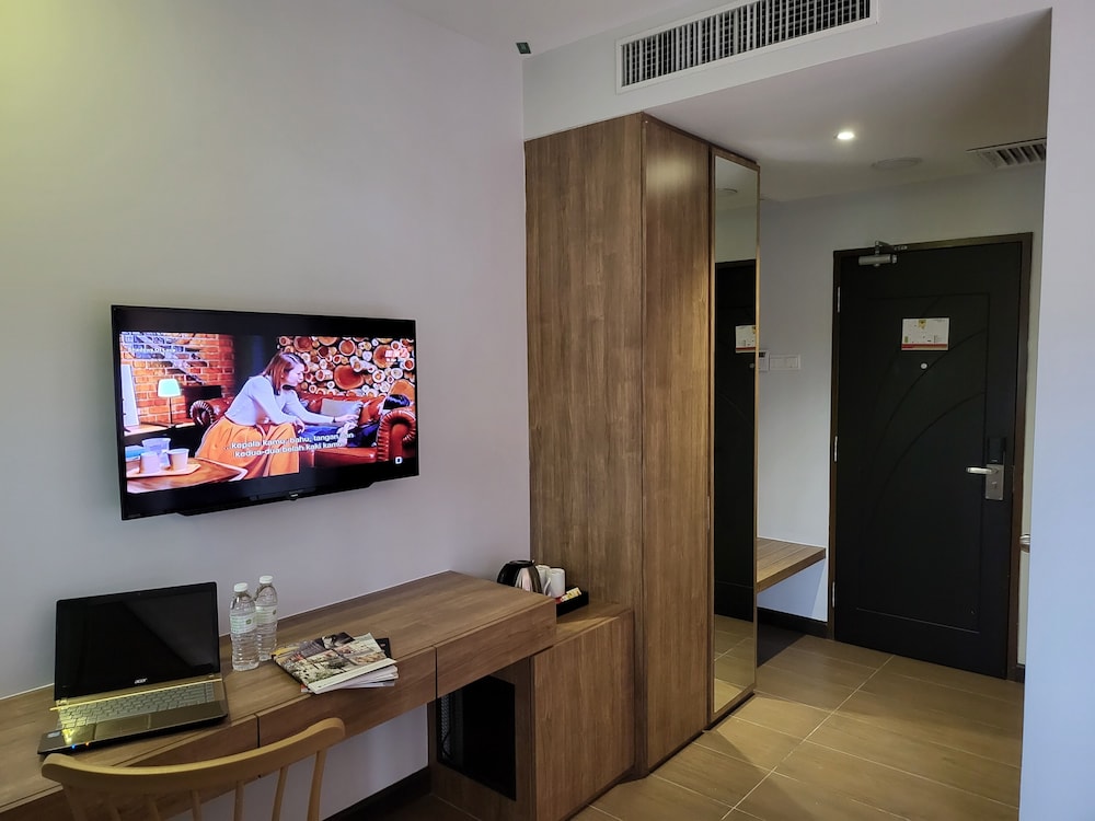 Grand Orient Hotel Perai 58/62