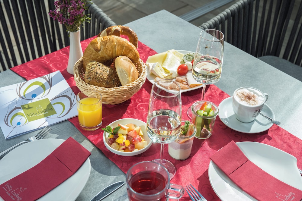 Villa Ludwig Suite Hotel 33/50