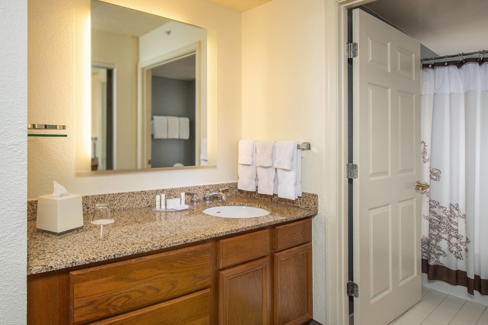 Residence Inn by Marriott Washington, DC/Dupont Circle 7/19