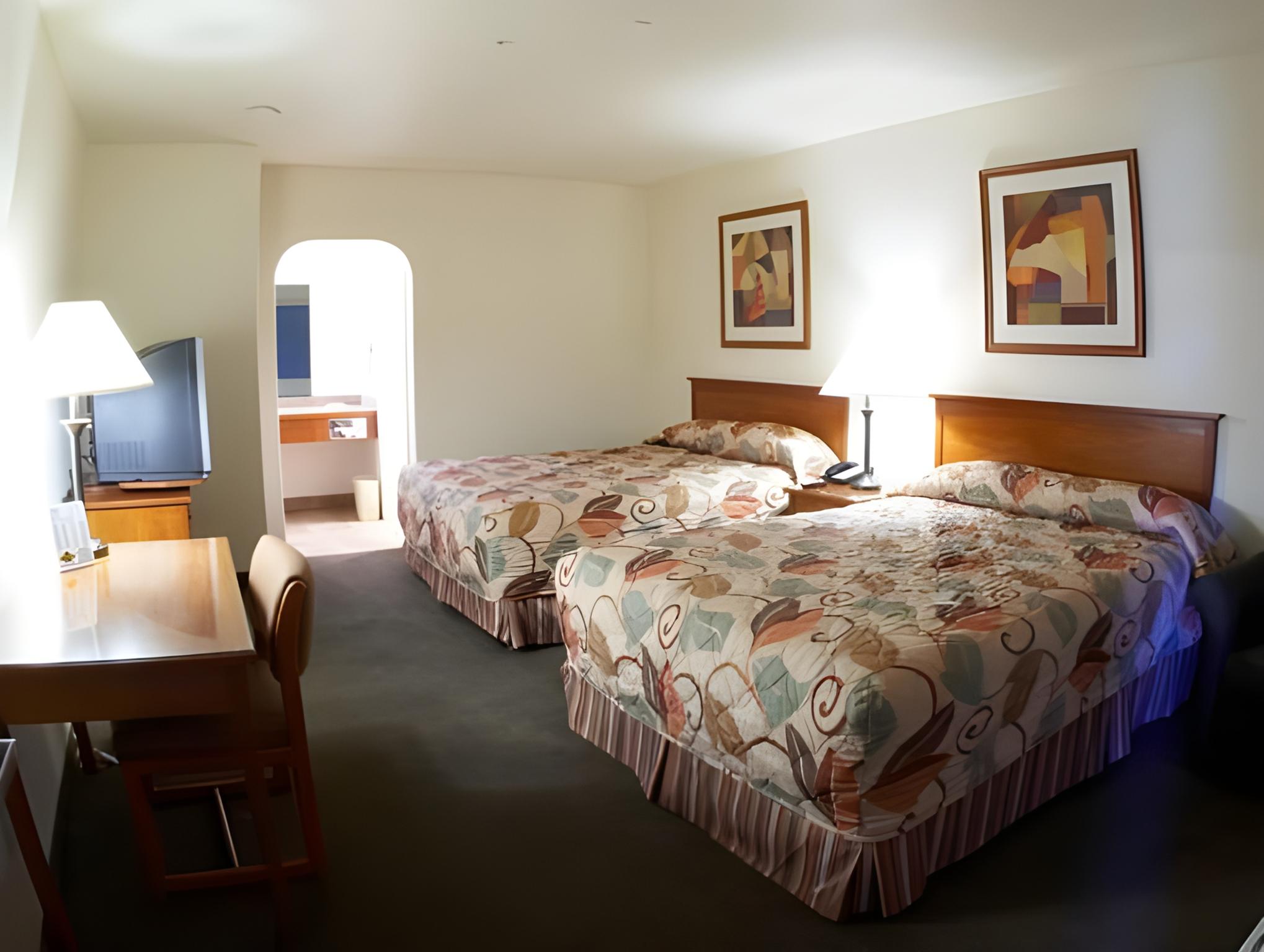 Premier Inns Thousand Oaks 14/32