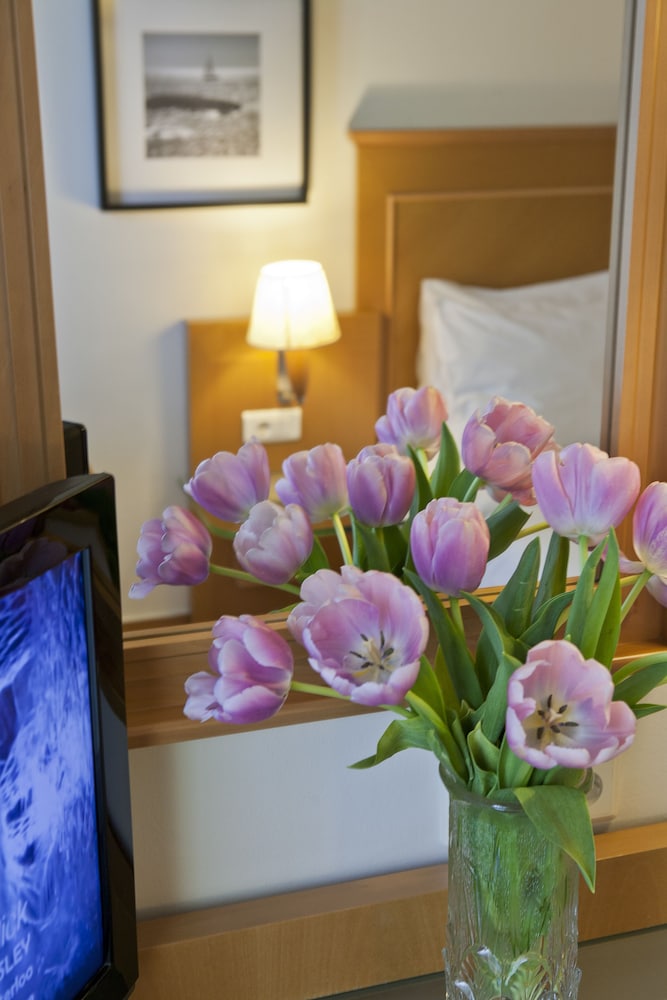 Plaka Hotel 27/38