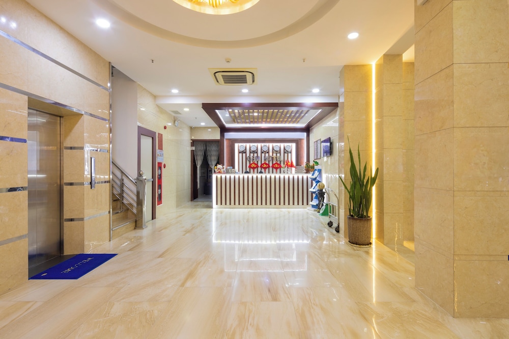 Gem Hotel Nha Trang 8/100