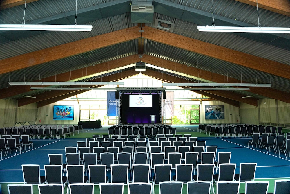 SportScheck Hotel 45/51