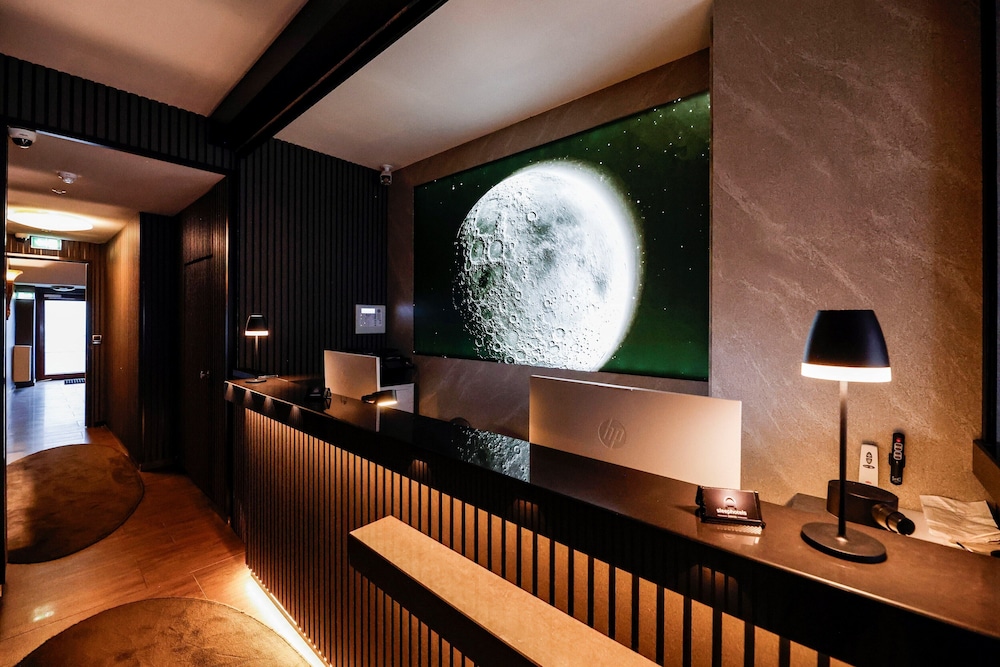 Sleephotels Cosmos 24/41