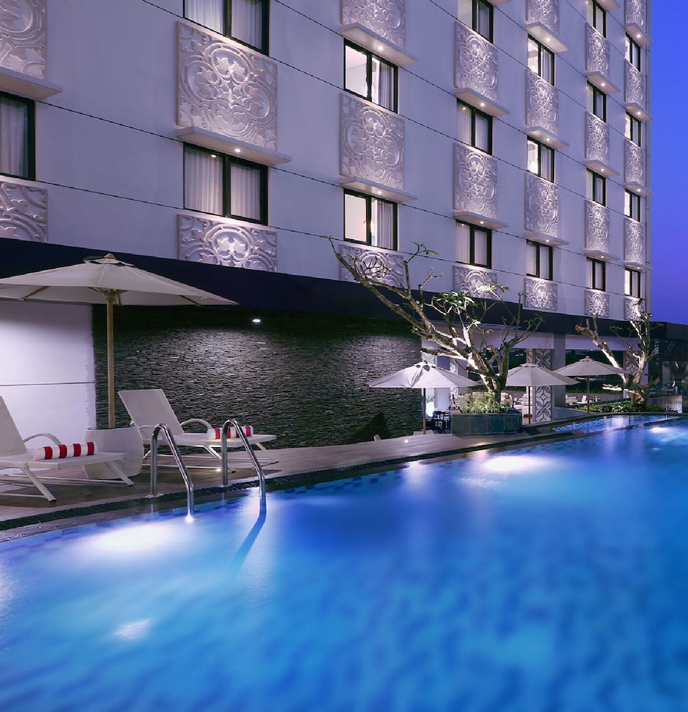 Hotel Neo Malioboro 27/29