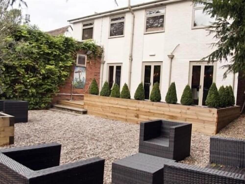 The Blue Anchor 40/49