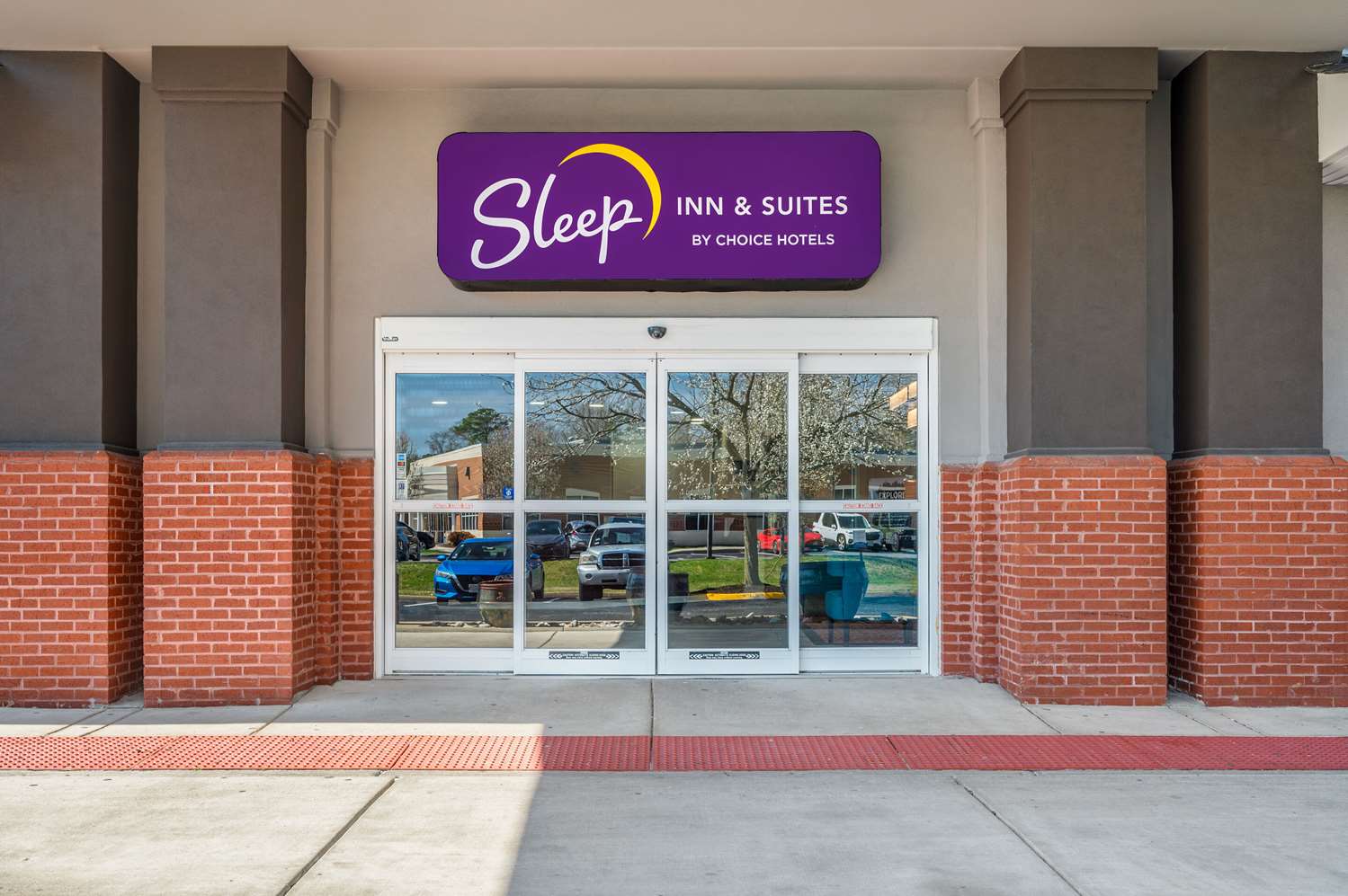 Sleep Inn & Suites Newport News City Center Area 18/41