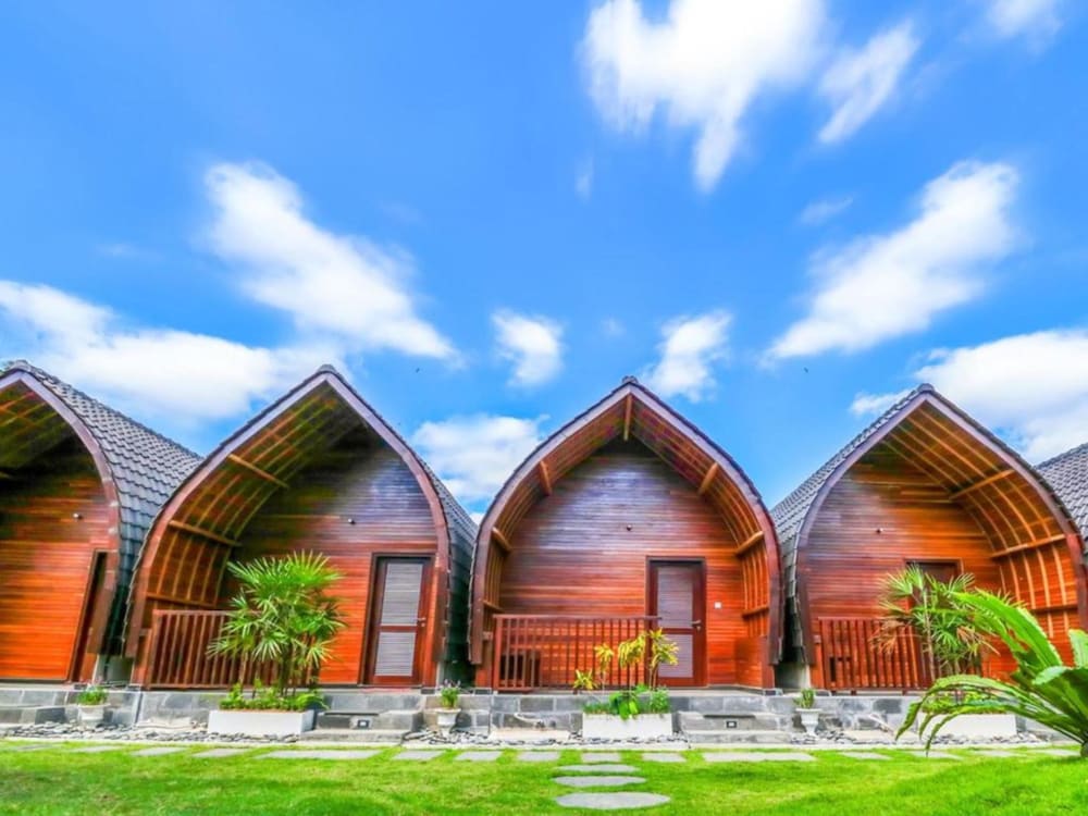 Sekar Arum Riverside Resort 42/45
