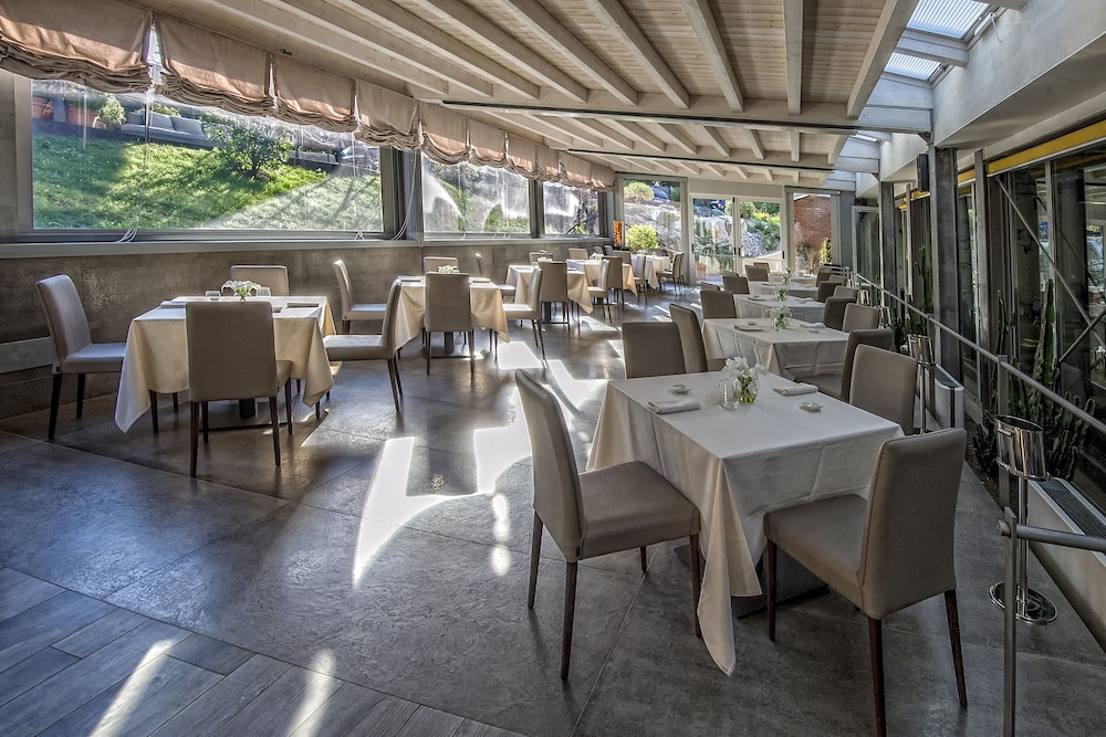 Relais Bellaria Hotel And Congressi 43/52