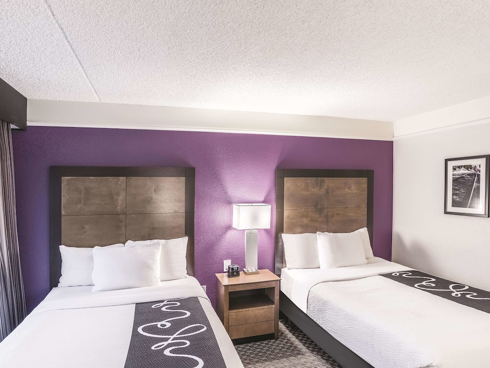 La Quinta Inn & Suites by Wyndham Flagstaff 12/51