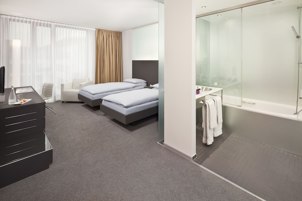 Innside By Melia Dusseldorf Derendorf 12/75