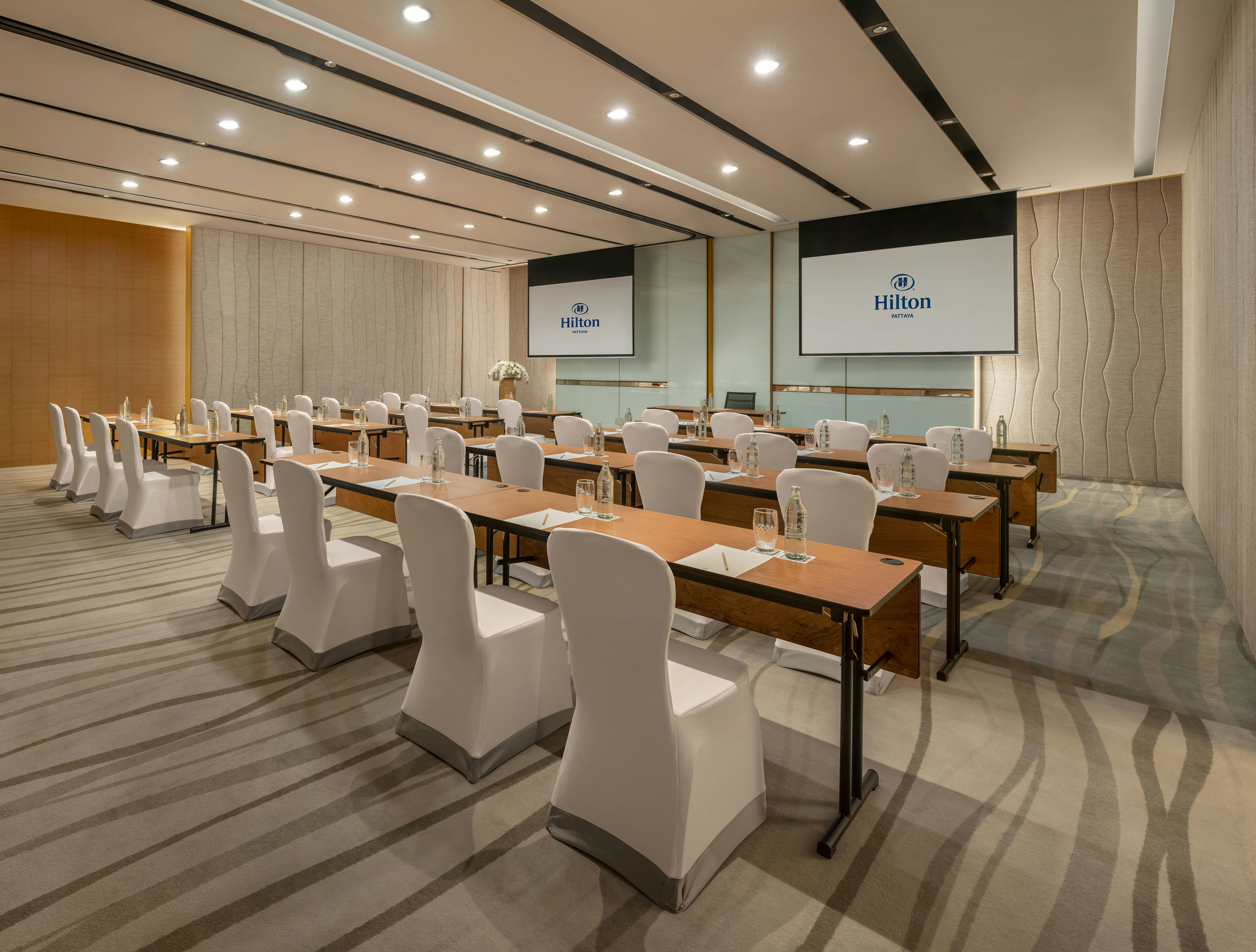 Hilton Pattaya 61/80