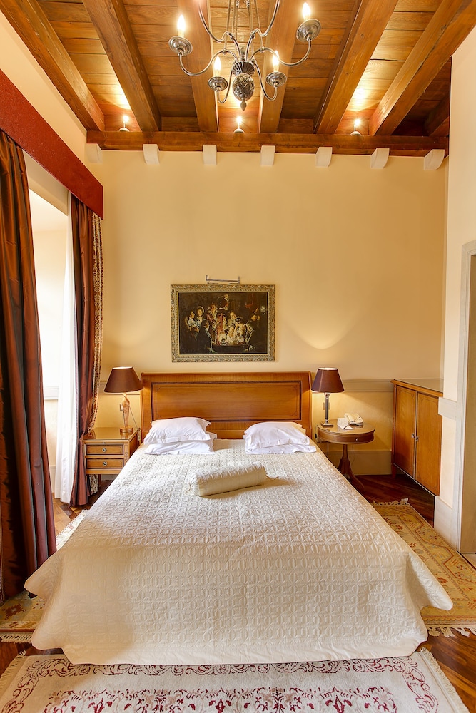 The Pucic Palace 10/69