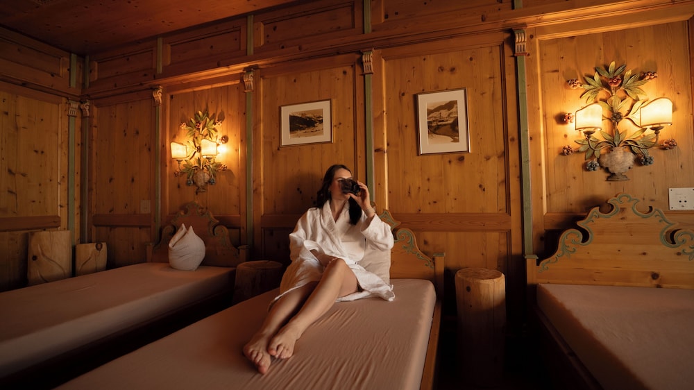 Traumhotel Alpina 17/49