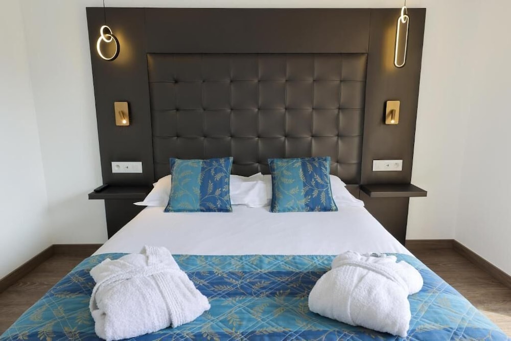 Hotel Saint Christophe Calvi (ex Saint Christophe Corsica) 12/55