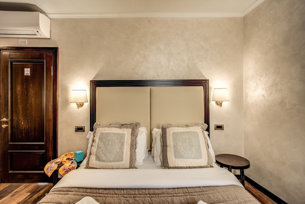 Boutique Relais Barozzi 64/68