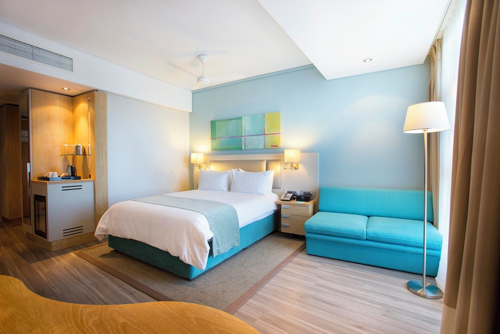 غرفة قياسية بسرير كوين مع أريكة، Holiday Inn Mauritius Mon Tresor 4/5