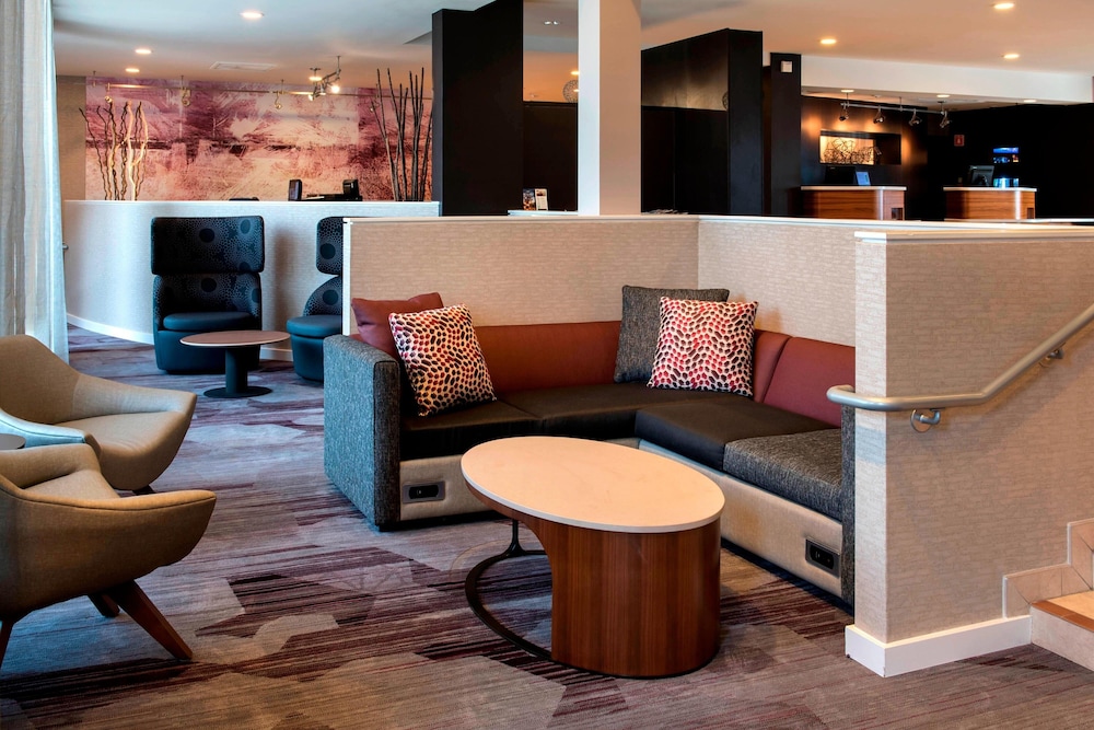 Courtyard By Marriott Poughkeepsie 28/32