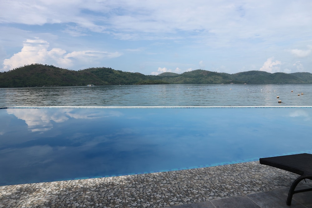 Coron Underwater Garden Resort 48/54