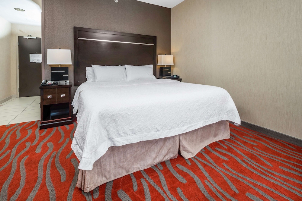 Hampton Inn And Suites Tulsa Catoosa 11/50