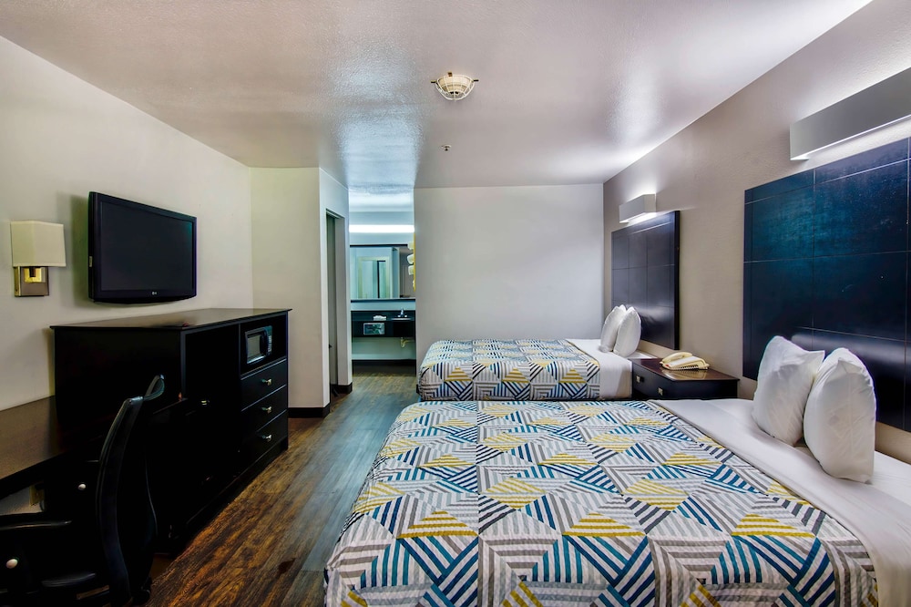 Motel6 Arlington, TX 50/58