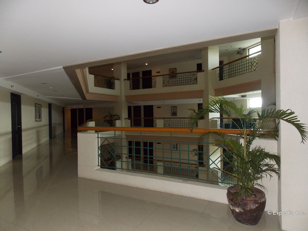 Goldenfield Kundutel Hotel 12/44