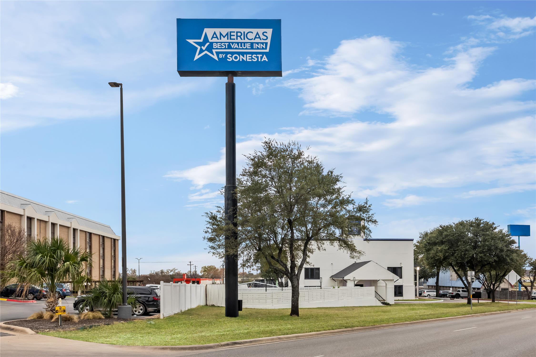 Americas Best Value Inn Austin University 24/32