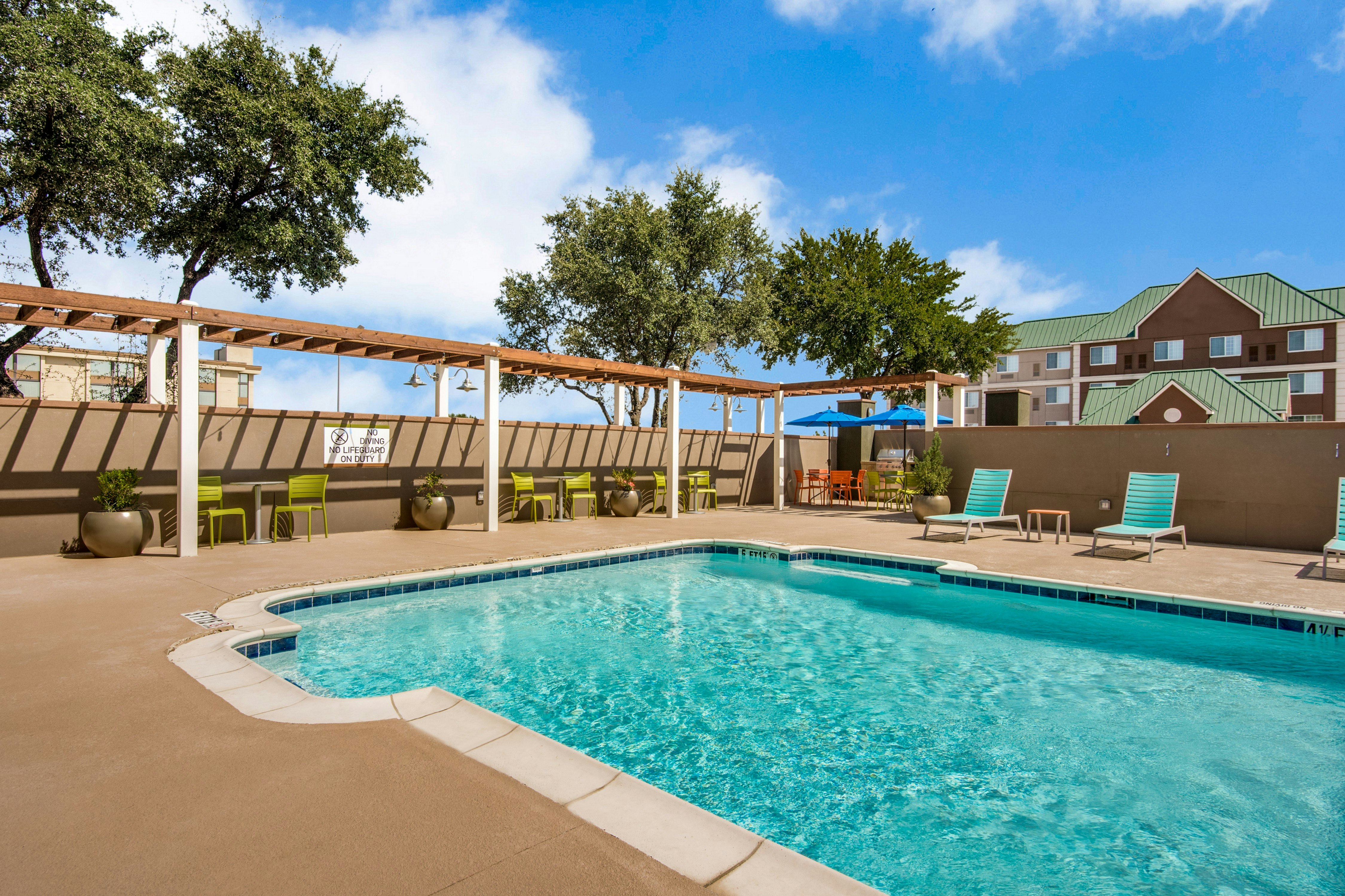 Home2 Suites By Hilton Dfw Airport South Irving Tx 12/13