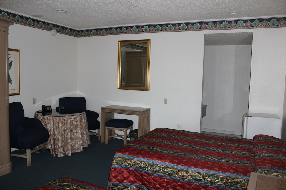 Best Whittier Inn 20/53