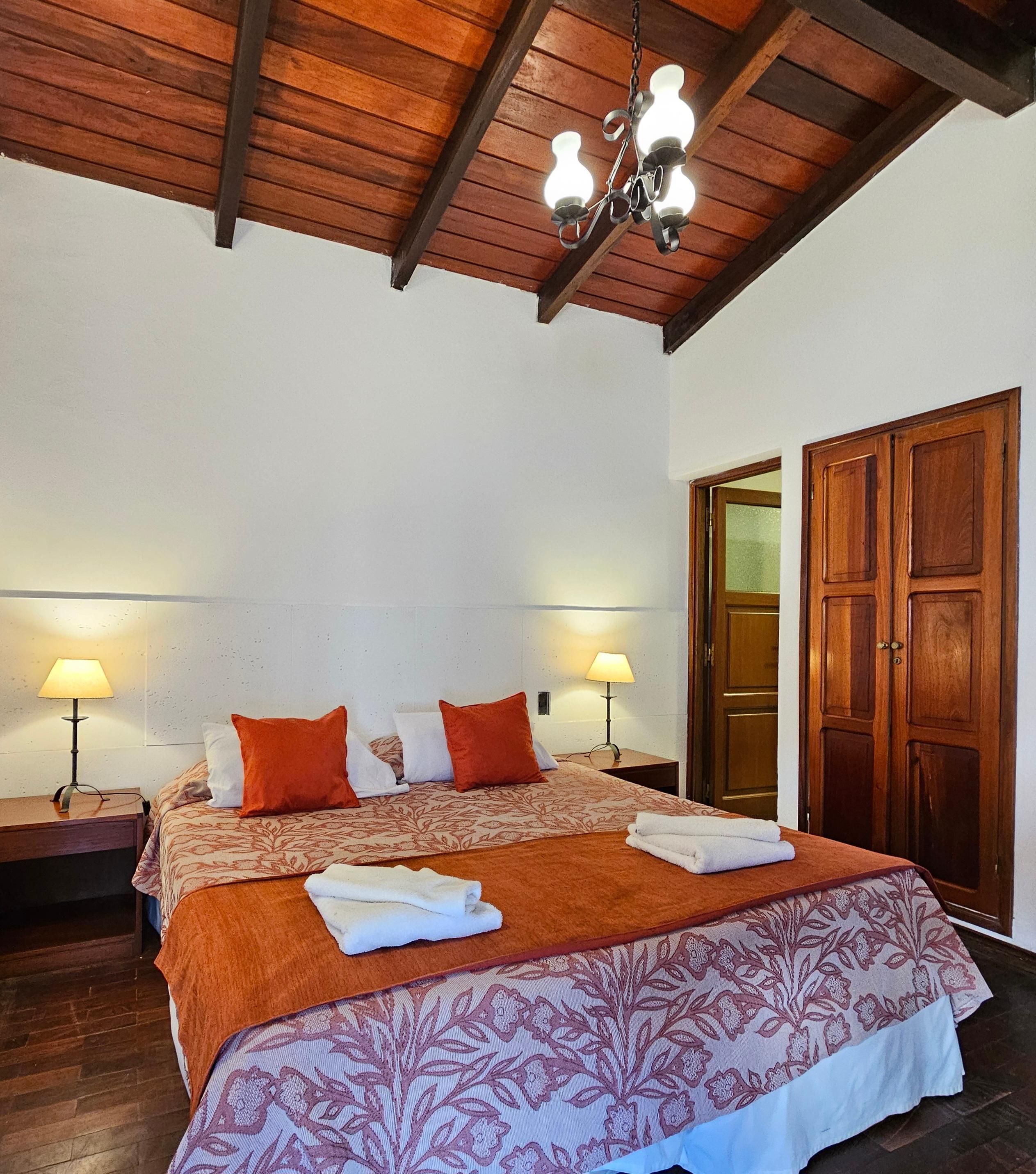 Economy, Double Bed