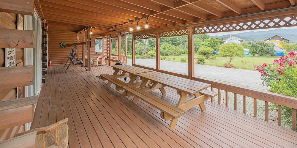 Gyeongju Cabin House Pension 24/50