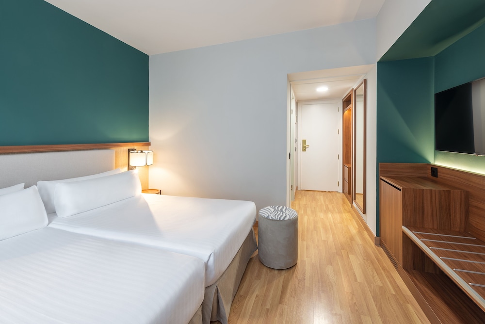 Hotel Elche Centro Affiliated By Melia 23/54