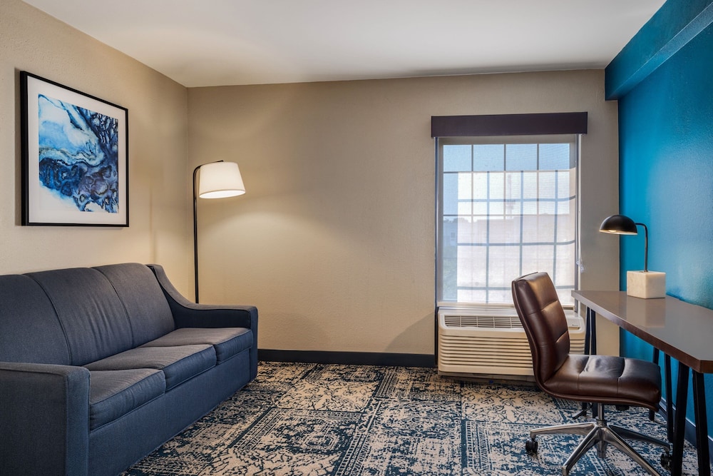 Four Points by Sheraton Greensboro Airport 34/63