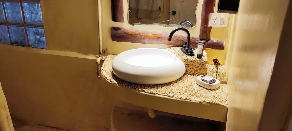 جناح جونيور بسرير كينج بإطلالة على البحر، Villa Las Estrellas 7/8