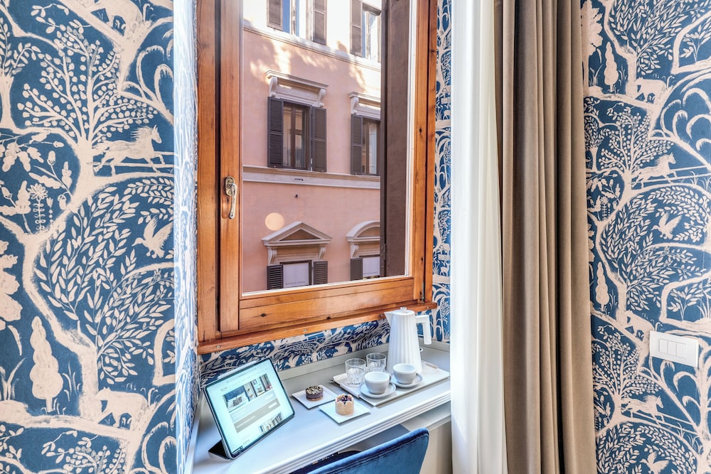 Townhouse Condotti 29 52/53