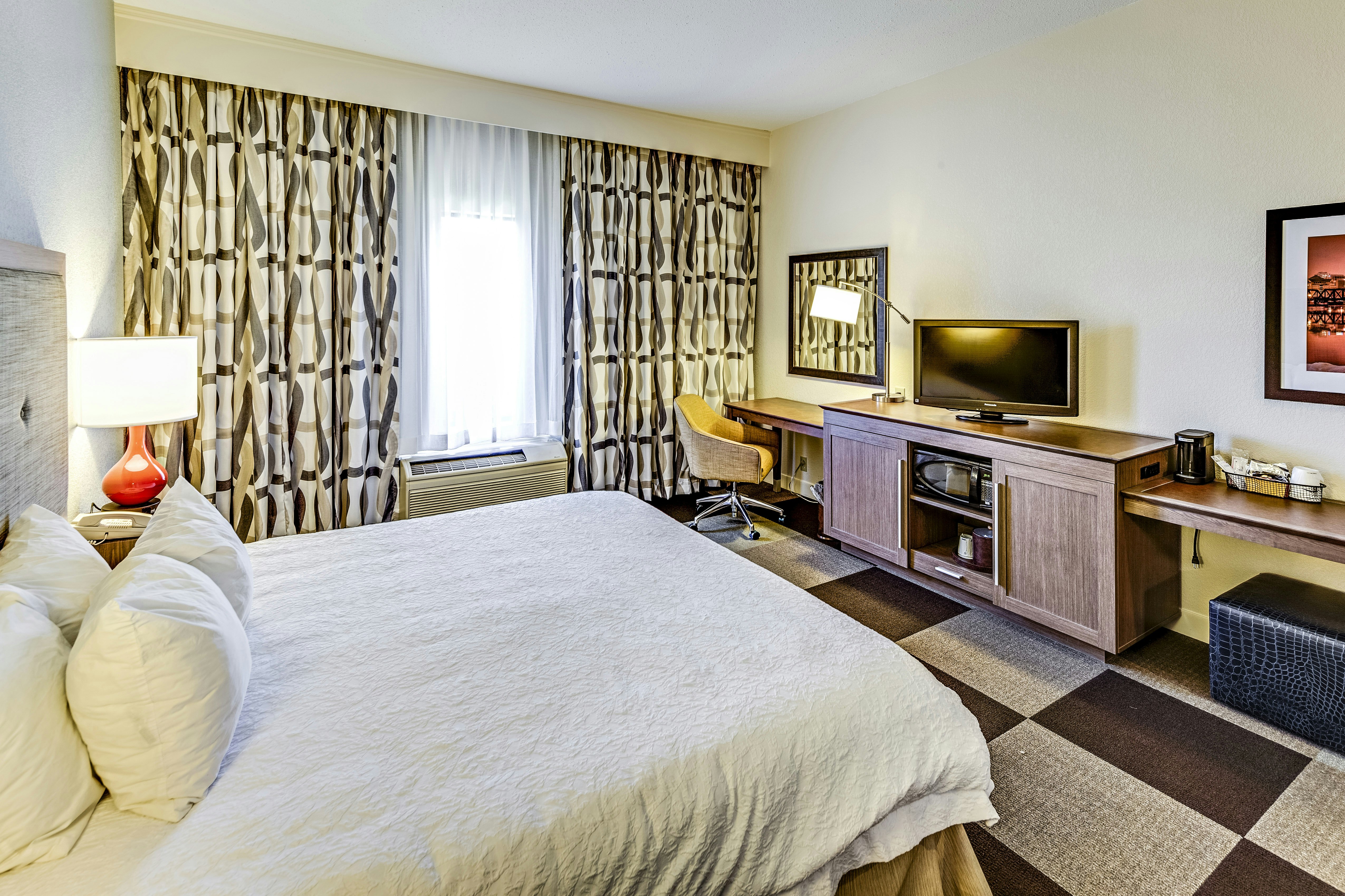 Hampton Inn by Hilton Columbus I-70E/Hamilton Rd. 15/72