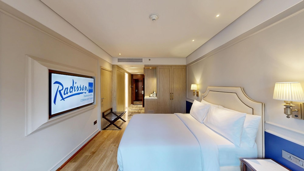 Radisson Blu Marina Hotel Connaught Place 8/75