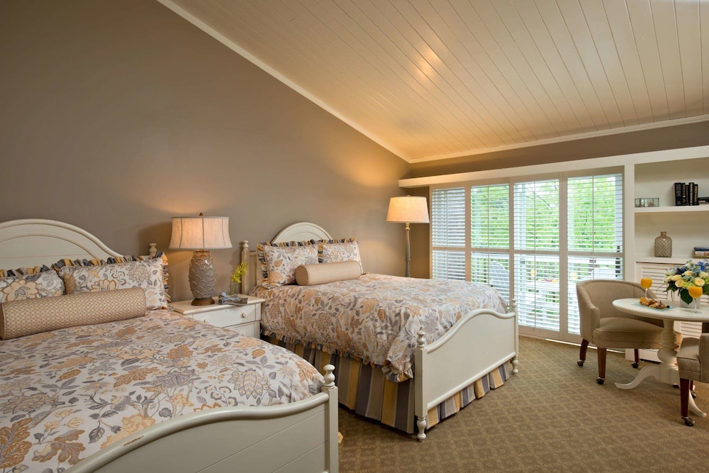 Wequassett Resort and Golf Club 12/73