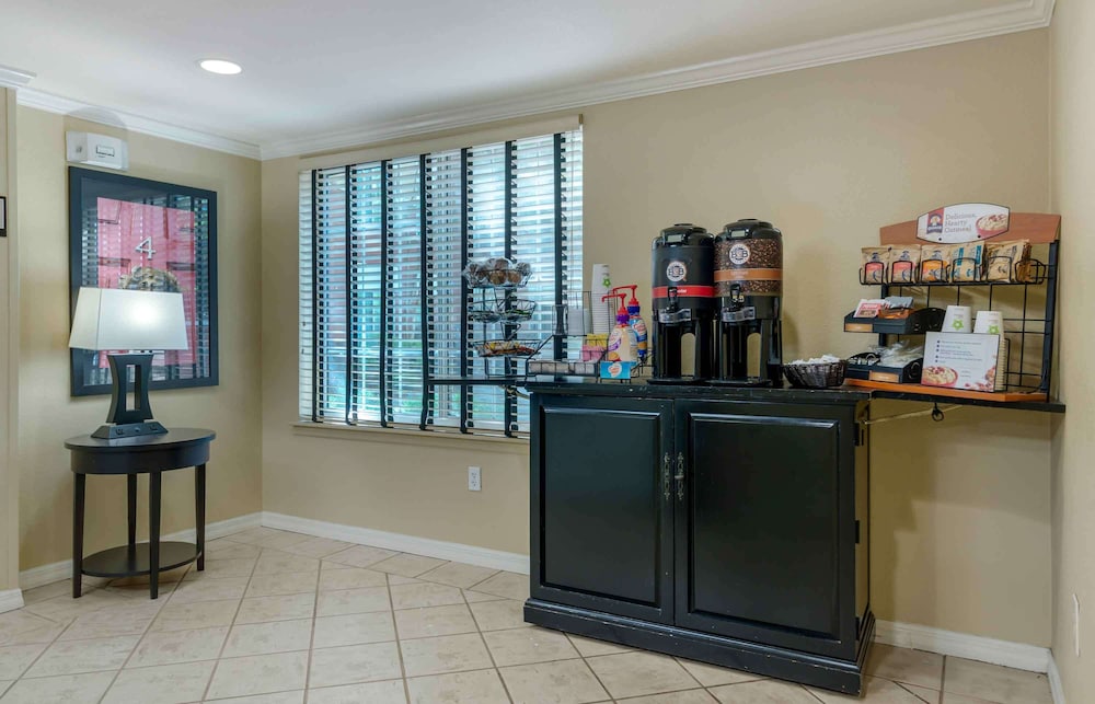 Extended Stay America - Atlanta - Marietta - Powers Ferry Rd 6/66