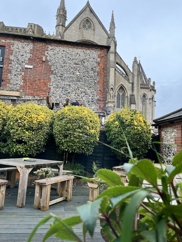 St Marys Gate Inn 46/53